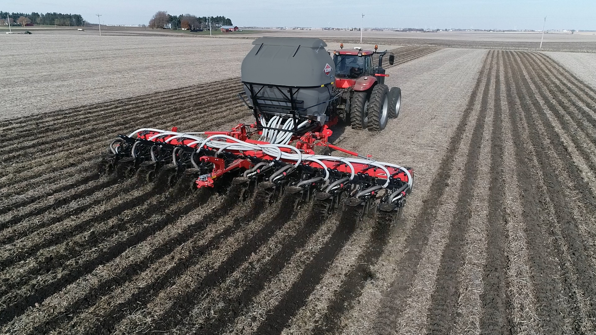 KUHN Krause Gladiator® 1210 Strip-Tillage System | KUHN