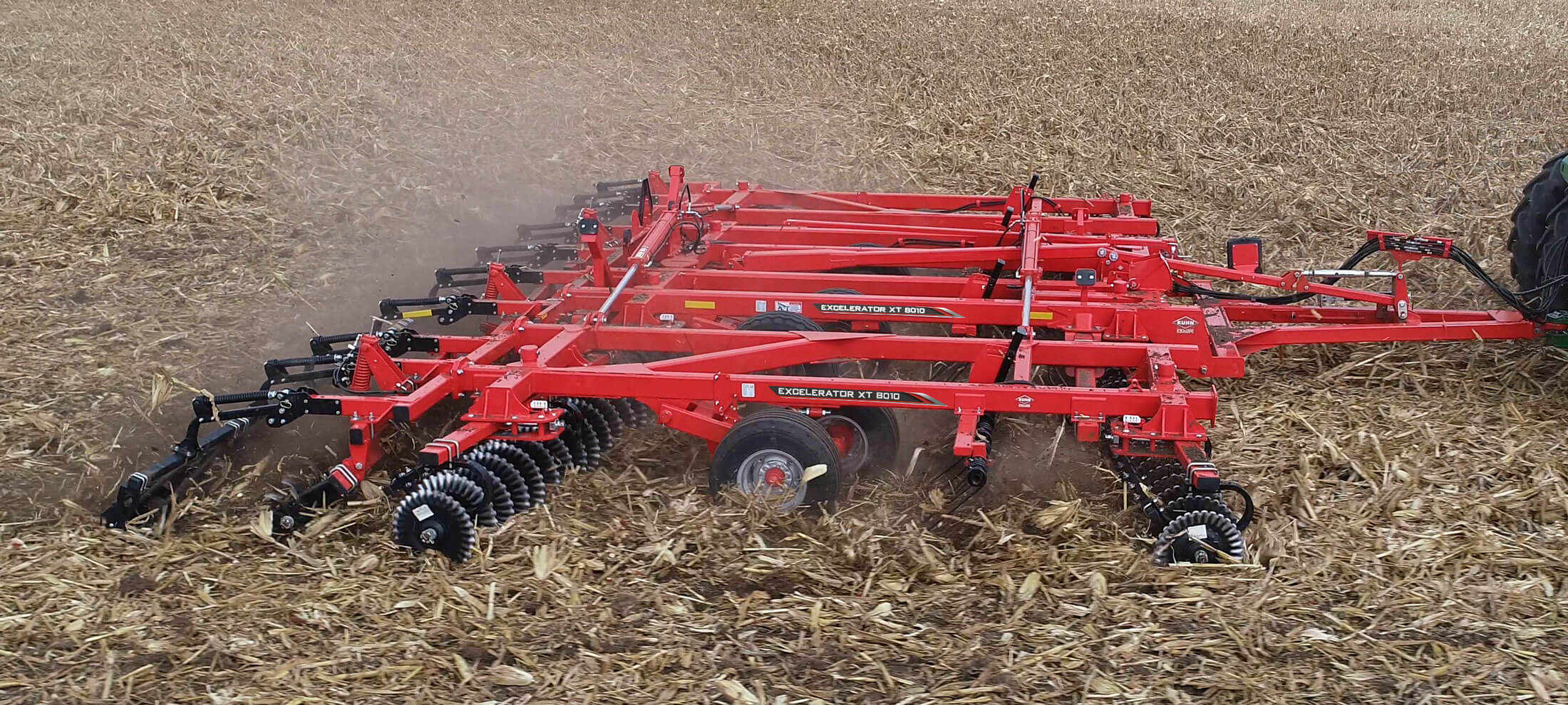 KUHN Krause Excelerator® XT 8010 Vertical Tillage System KUHN