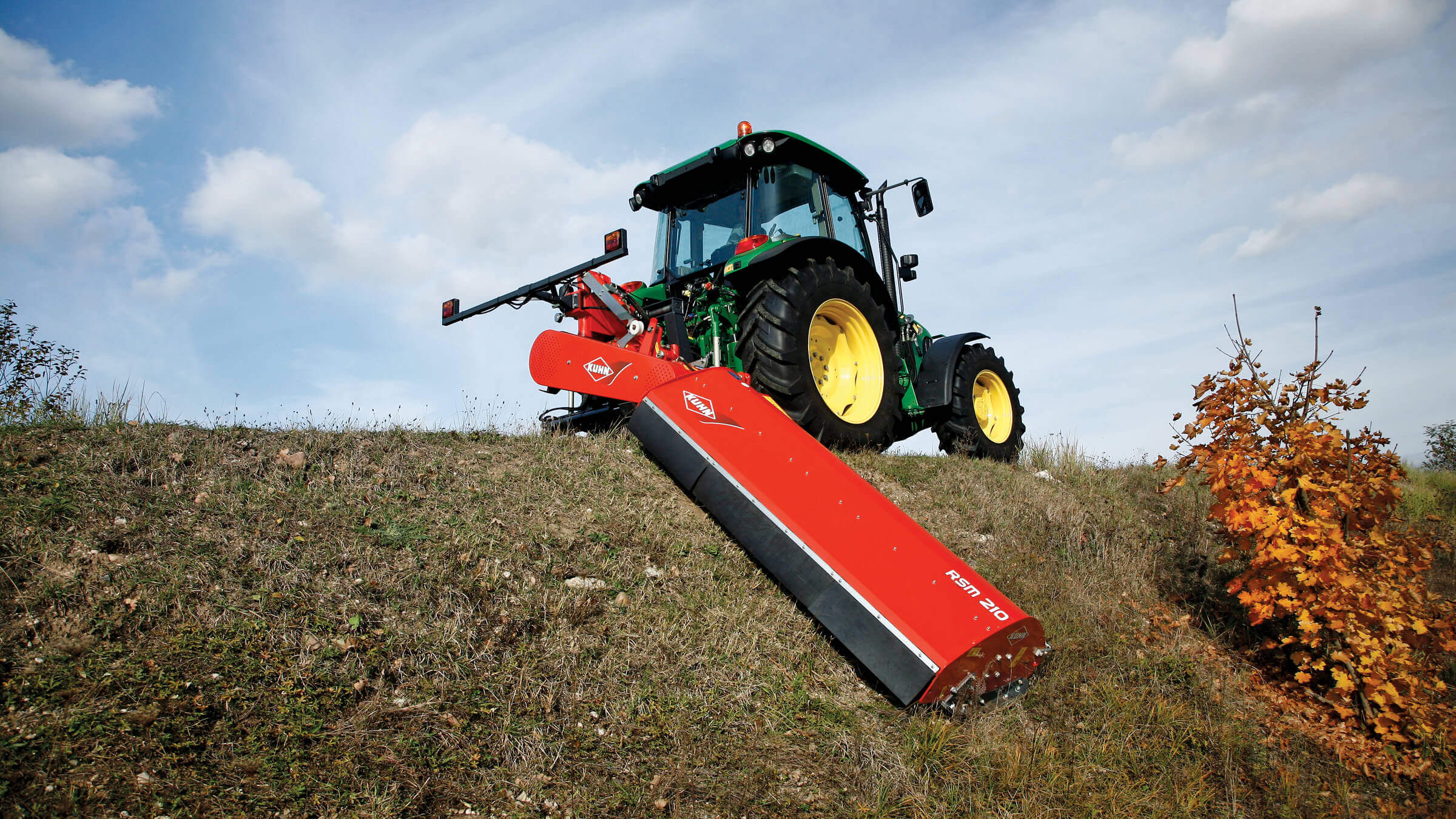 KUHN RSM Roadside Mowers – Simple and Compact | KUHN