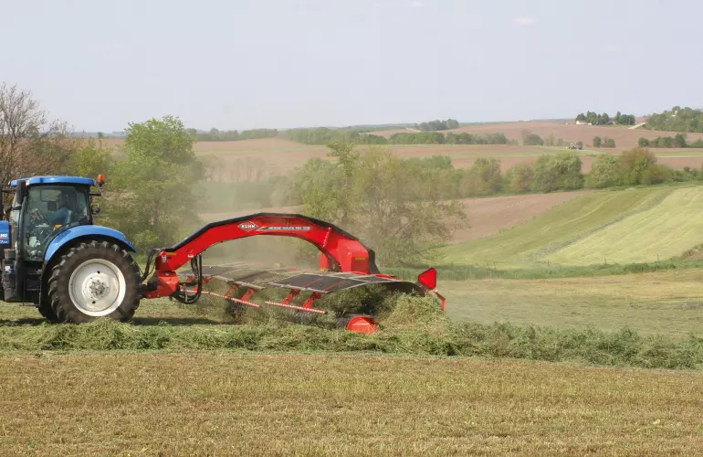KUHN merger