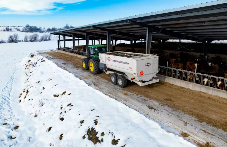 KUHN Knight RC reel mixer