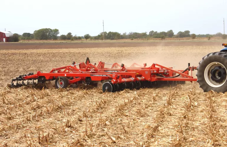 Landsaver4810_Action04.jpg