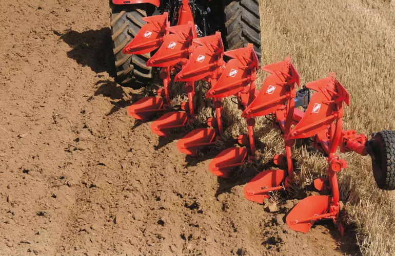 Multimaster 153 Plow in action