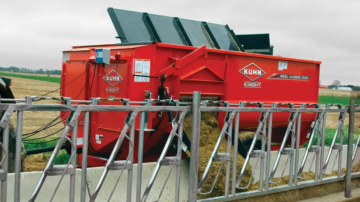 KUHN Knight 3100 Series Reel Mixers | KUHN