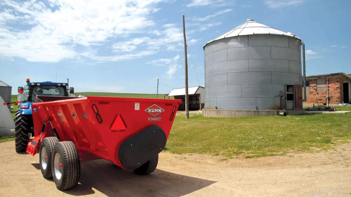 KUHN Knight SL 100 Series ProTwin® Slinger® Manure Spreaders | KUHN