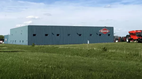 KUHN Canada, Sainte-Madeleine, distribution center