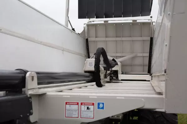 HPX195_Pusher_04_USE WITH CAUTION.jpg