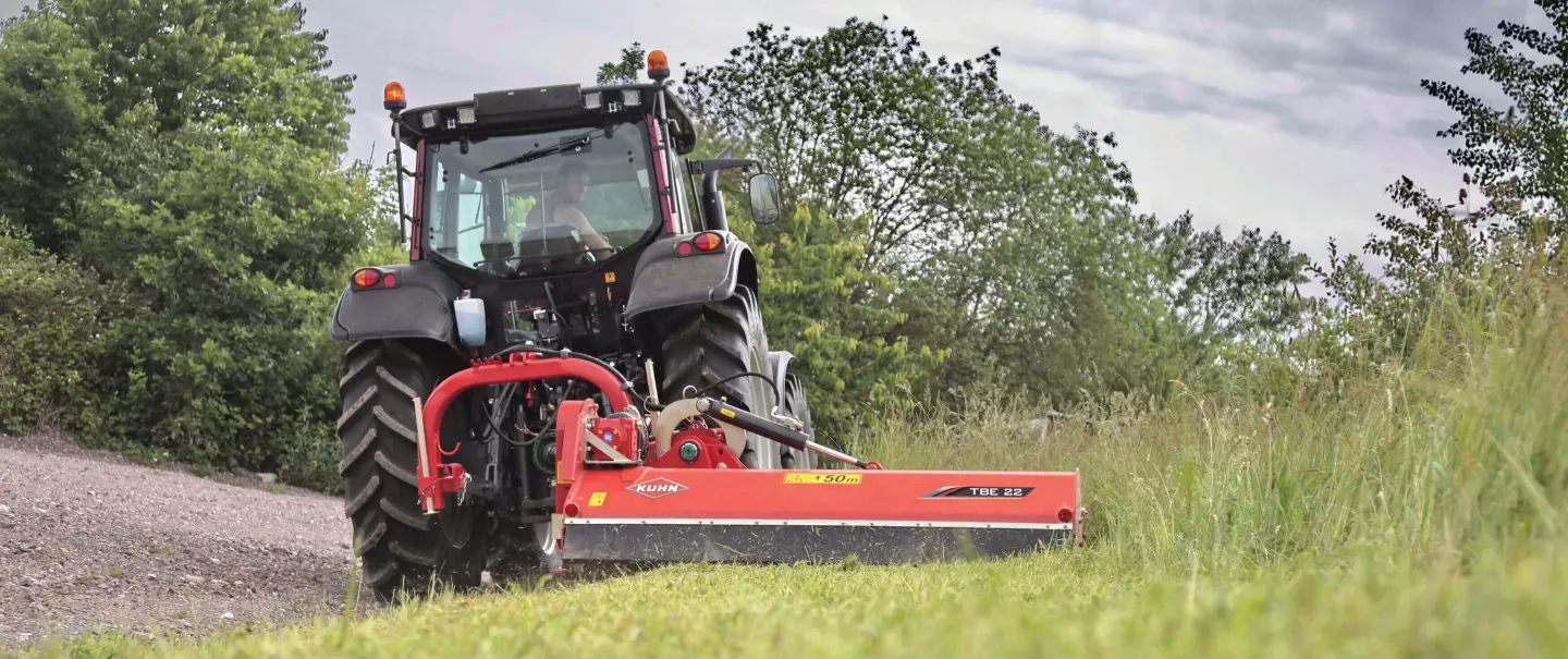 KUHN TBE 22 Offset Landscape Mower | KUHN